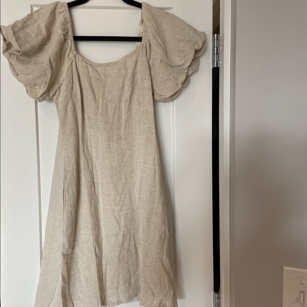 NWT Petal&Pup Nessa Dress - Beige